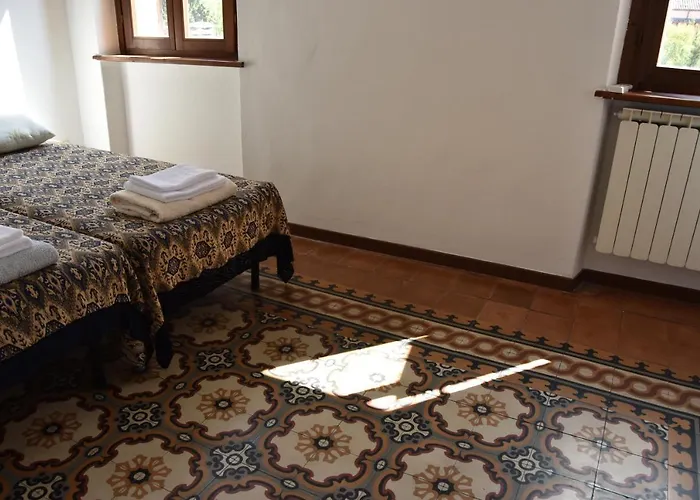 Bed and Breakfast In Center *